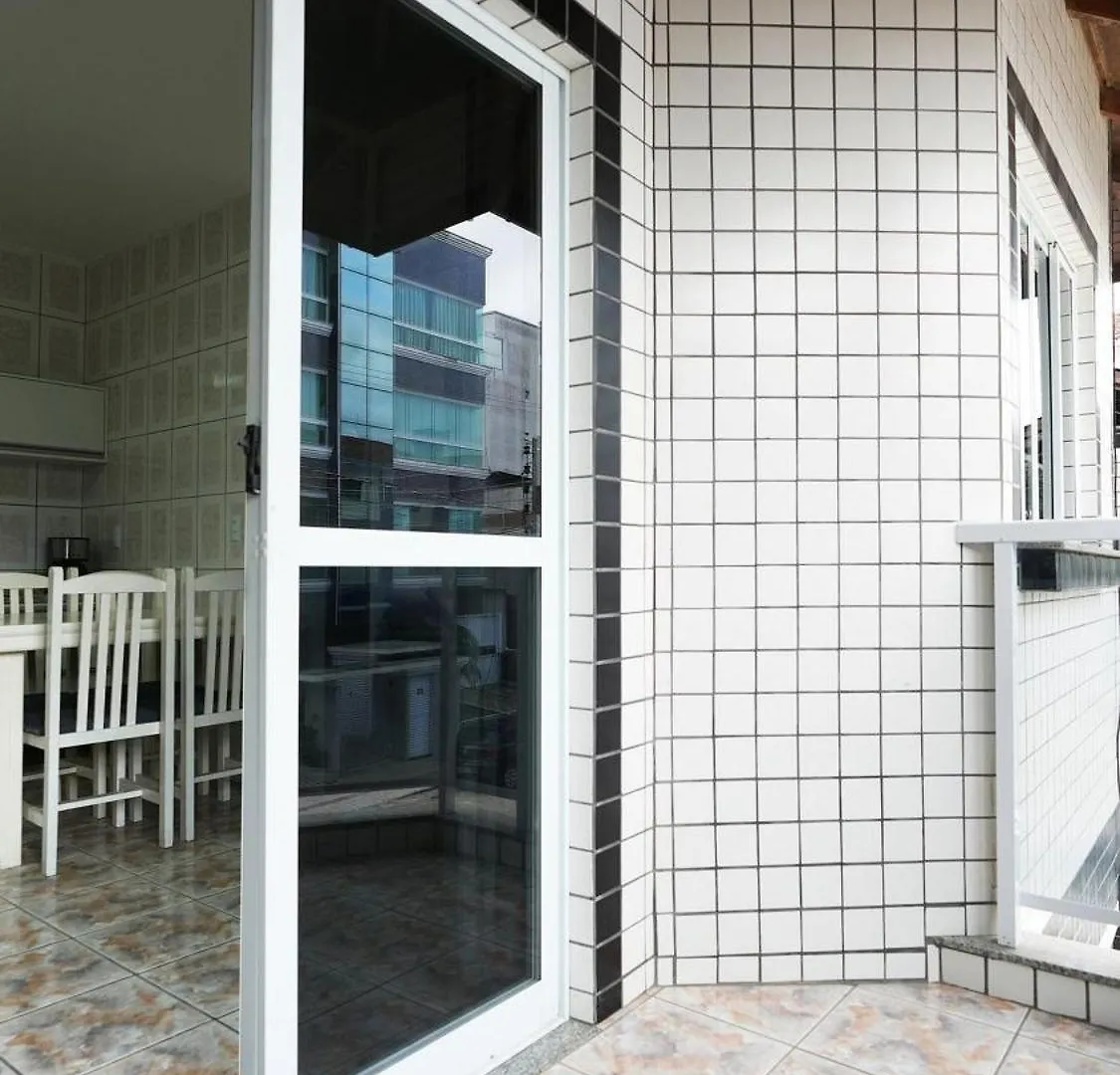 Residencial Adolfo - Mestre Naro Bombinhas