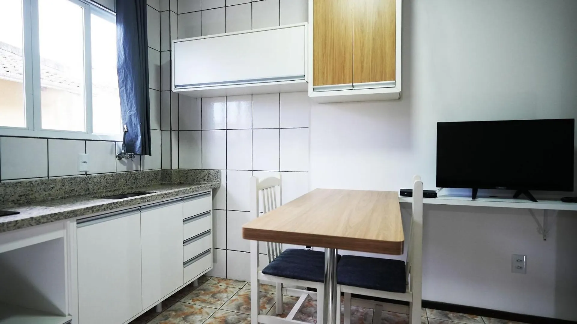 Residencial Adolfo - Mestre Naro Bombinhas 0*,  Brasilien