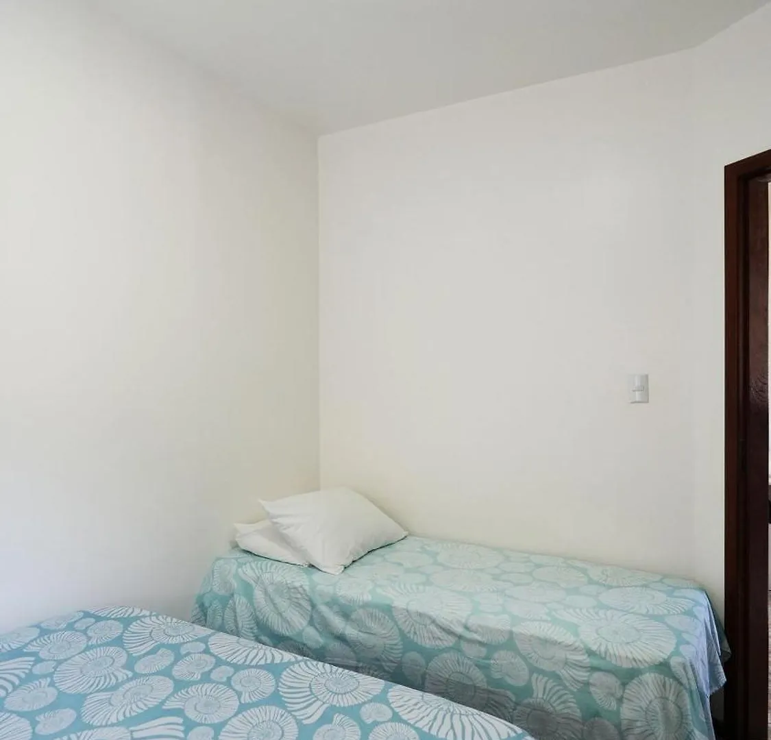 Residencial Adolfo - Mestre Naro Bombinhas 0*,