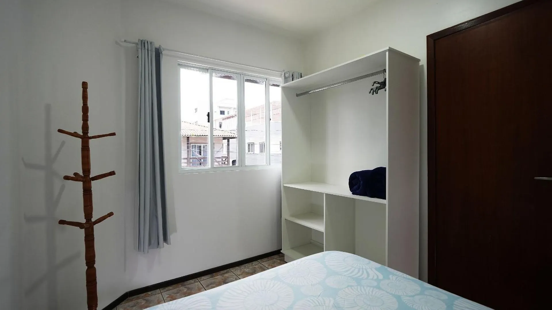 Residencial Adolfo - Mestre Naro Bombinhas